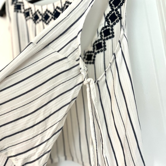 NEW! L*space tank, cover-up, side ties. Size M. - Picture 5 of 5